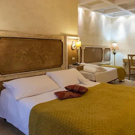 Select Via Veneto Hotel Rzym