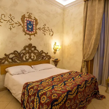 Select Via Veneto 4*