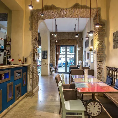 Select Via Veneto Otel 4*
