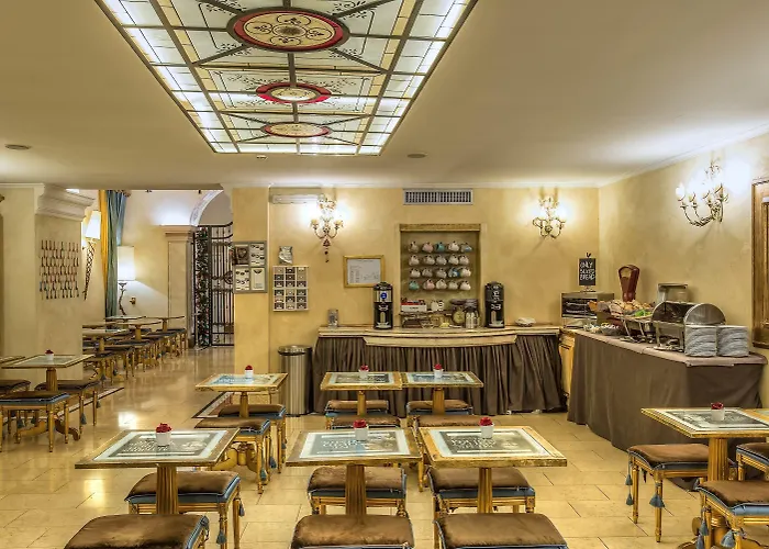 Select Via Veneto Szálloda 4*